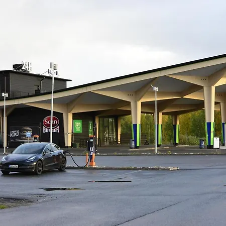 Niemenharjun Matkailukeskus * Pihtipudas